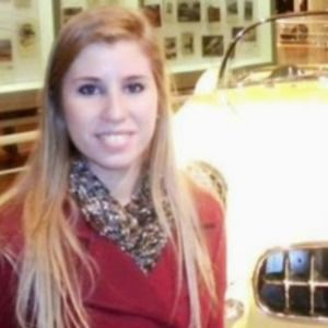 Meet your Posher, Eva